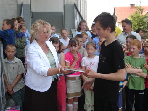 Nagrod otrzymuje ucze Gimnazjum w Lubni Krystian Sikorski.