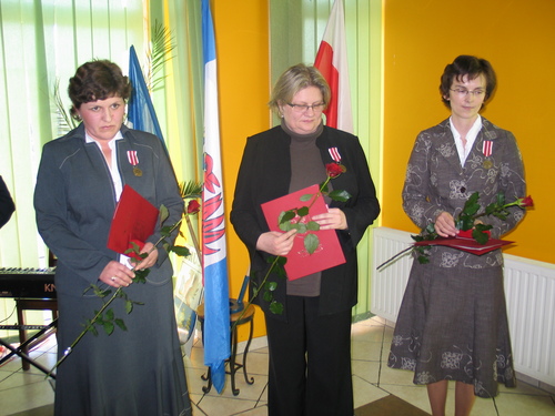 Nauczyciele z gminy Brusy odznaczeni w tym roku Medalami Komisji Edukacji Narodowej.