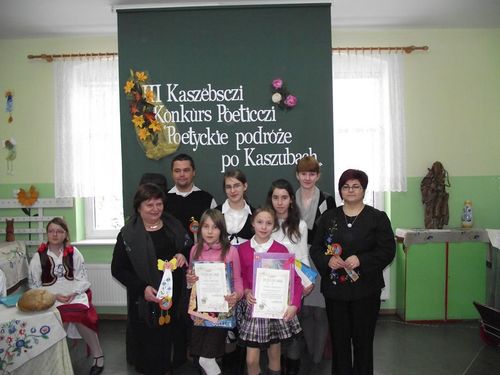 Nagrodzeni z SP w Mecikale (Anna Majer, Daria Hamerska, Sandra Hamerska, Marysia Kiedrowicz) z opiekunem Ann Rek