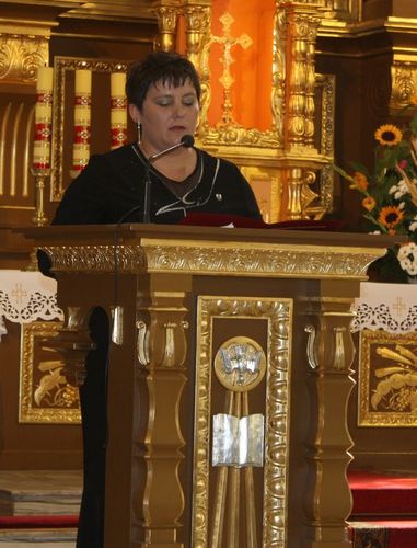 Modlitwa wiernych - p. Magdalena Rogala.
