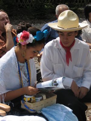 Para z Meksyku zainteresowaa si folderami ukazujcymi pikno naszej gminy