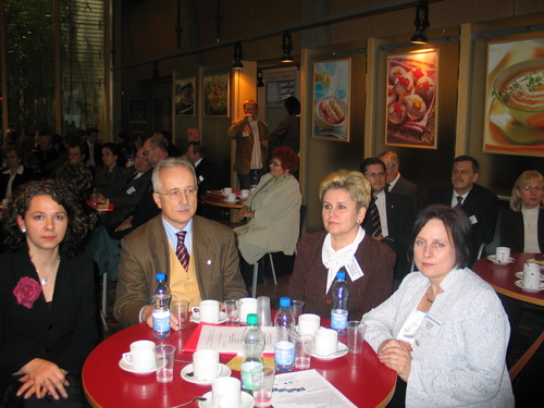 Przedstawiciele Gminy Brusy podczas rozmowy z Burmistrzem Oarowa Mazowieckiego, Kazimierzem Stachurskim oraz Sekretarzem, Nin Wawrzak.