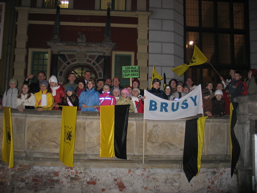 Delegacja gminy Brusy  przed ....