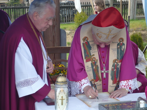 Jego Ekscelencja Ksidz Biskup Jan Bernard Szlaga